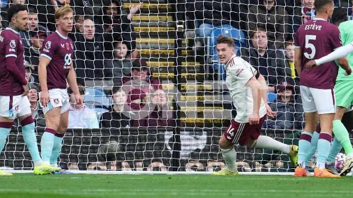 Arsenal pobedom ostaje na vrhu